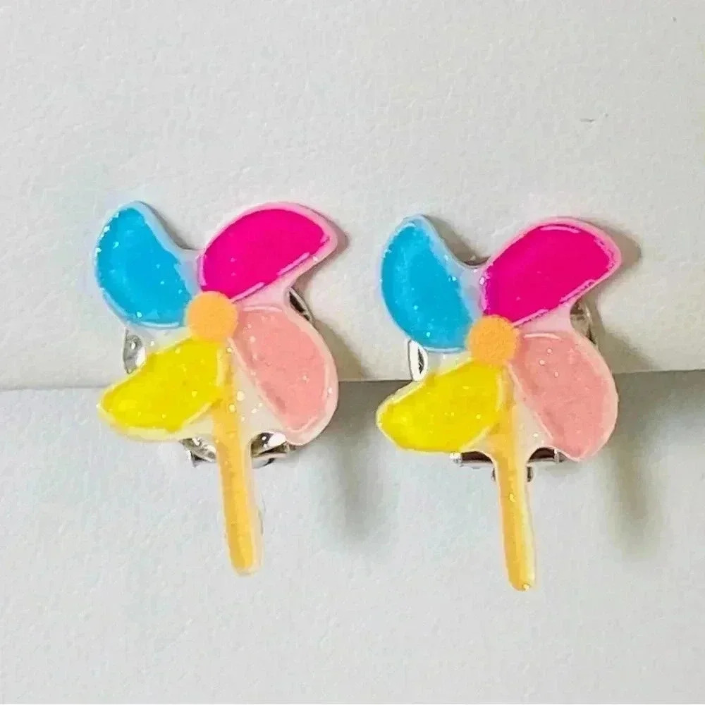 5 Pairs Kids Clip On Earrings Rainbow Koala Seahorse Unicorn Bow Pinwheel - Picture 4 of 7